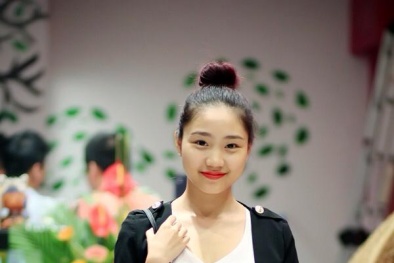 Hotgirl Hà Thành nghĩ gì trong ngày 8/3